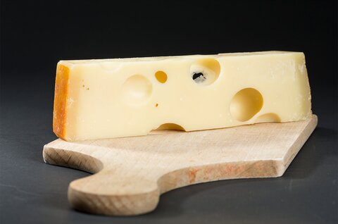 Suffisamment de trous dans l’Emmental